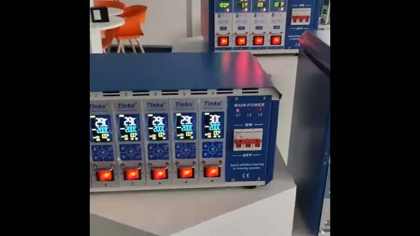 Regolatore di temperatura a 8 Zone