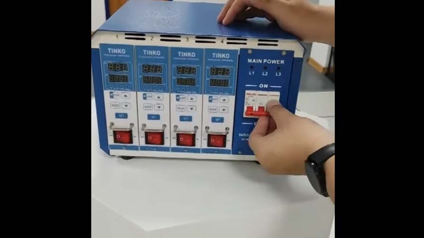 Regolatore di temperatura a 4 Zone